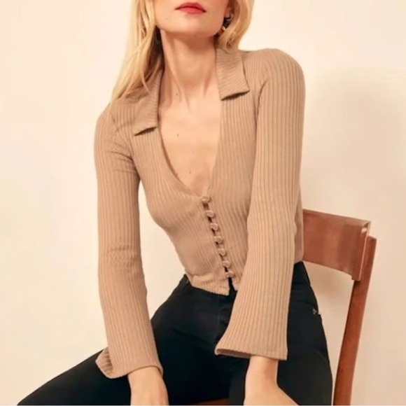 Reformation Luce Ribbed Bell Sleeve Top SZ SMALL - Picture 6 of 7